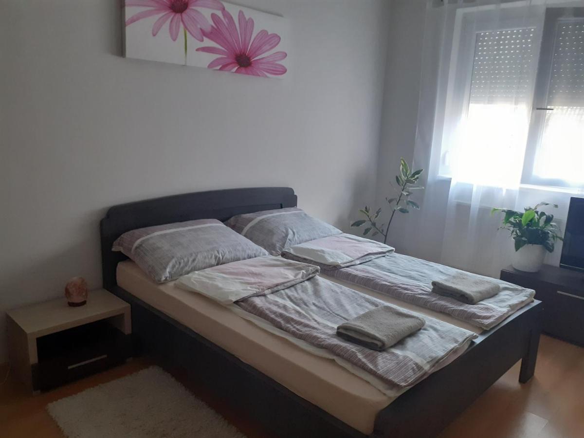 Tukan Apartman Hajduszoboszlo Ngoại thất bức ảnh